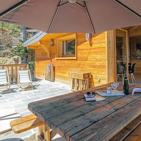 Flocon - Pra-loup - Familial & Nature Chalet *