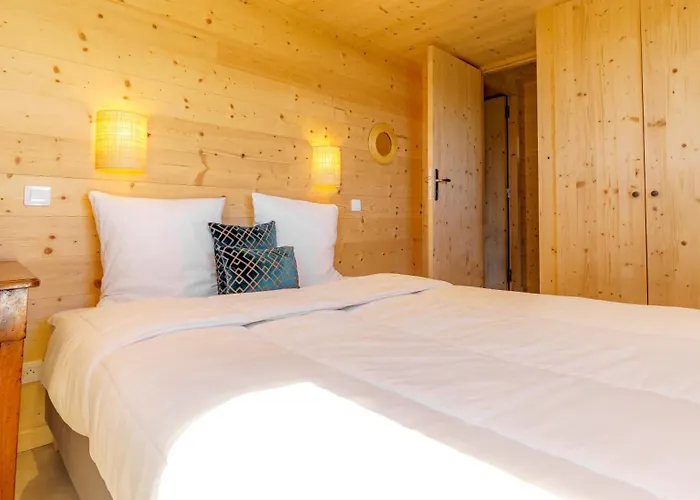 Flocon - Pra-loup - Familial & Nature * Uvernet-Fours